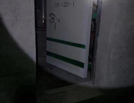 玻璃钢隧道防护门安装现场照片1