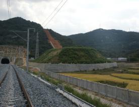 中铁二十一局兰渝铁路工程项目经理部隧道防护门工程